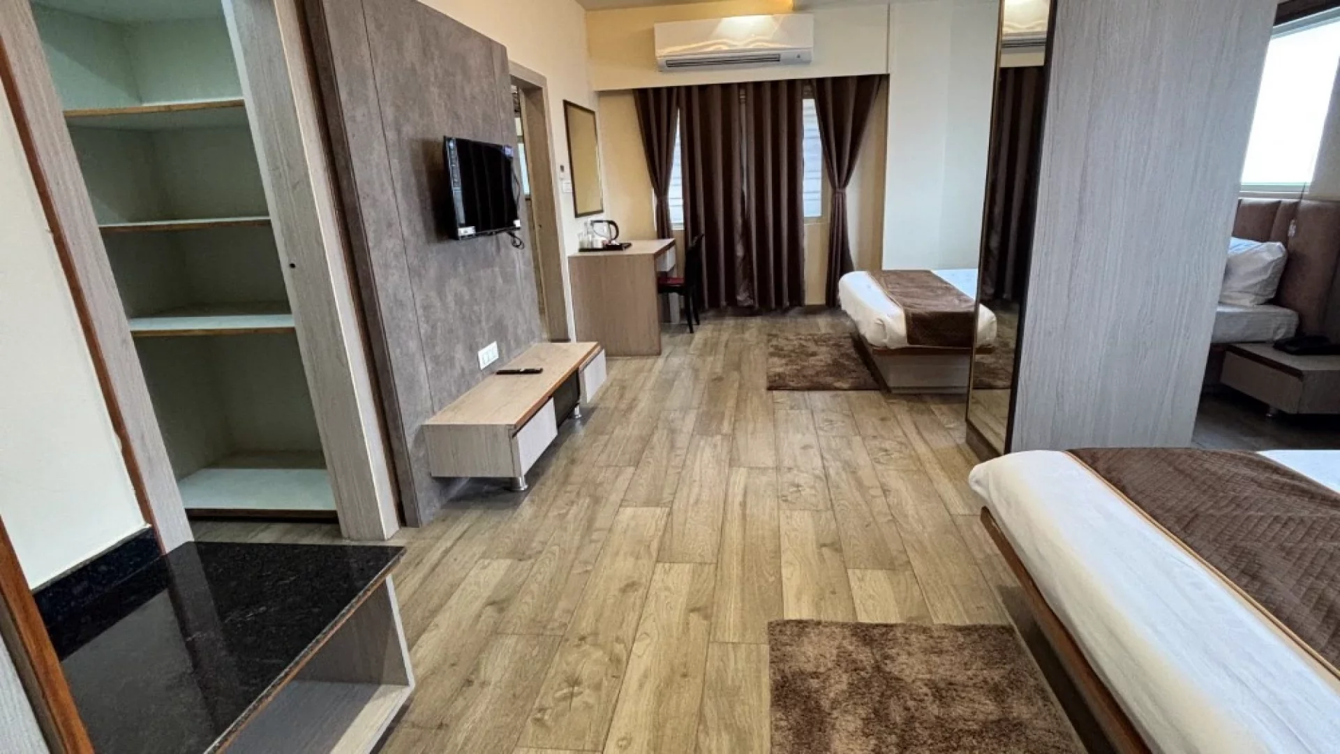 Royal Heritage Inn