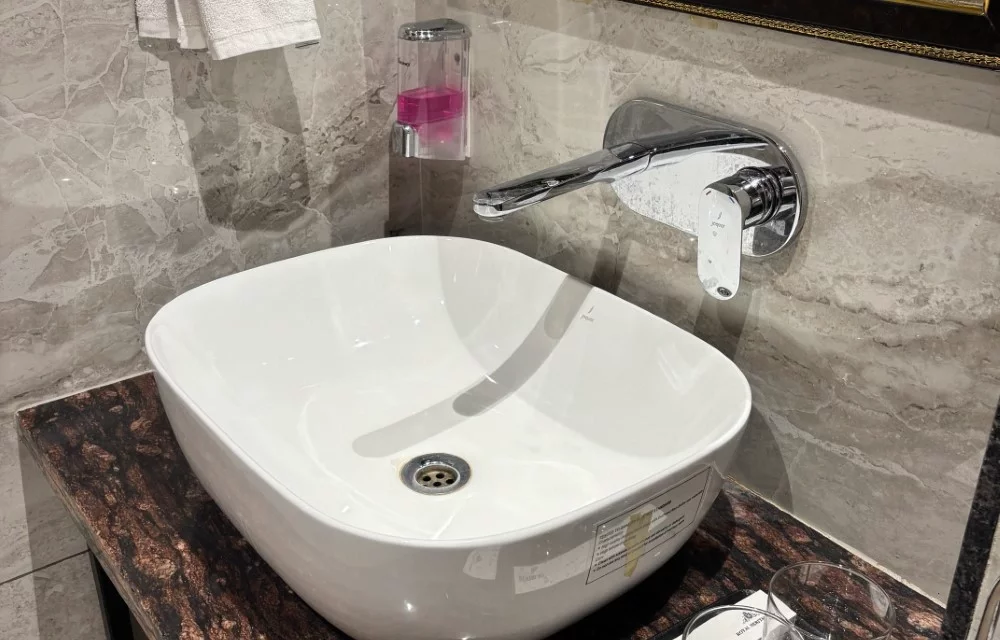 Royal Heritage Inn
