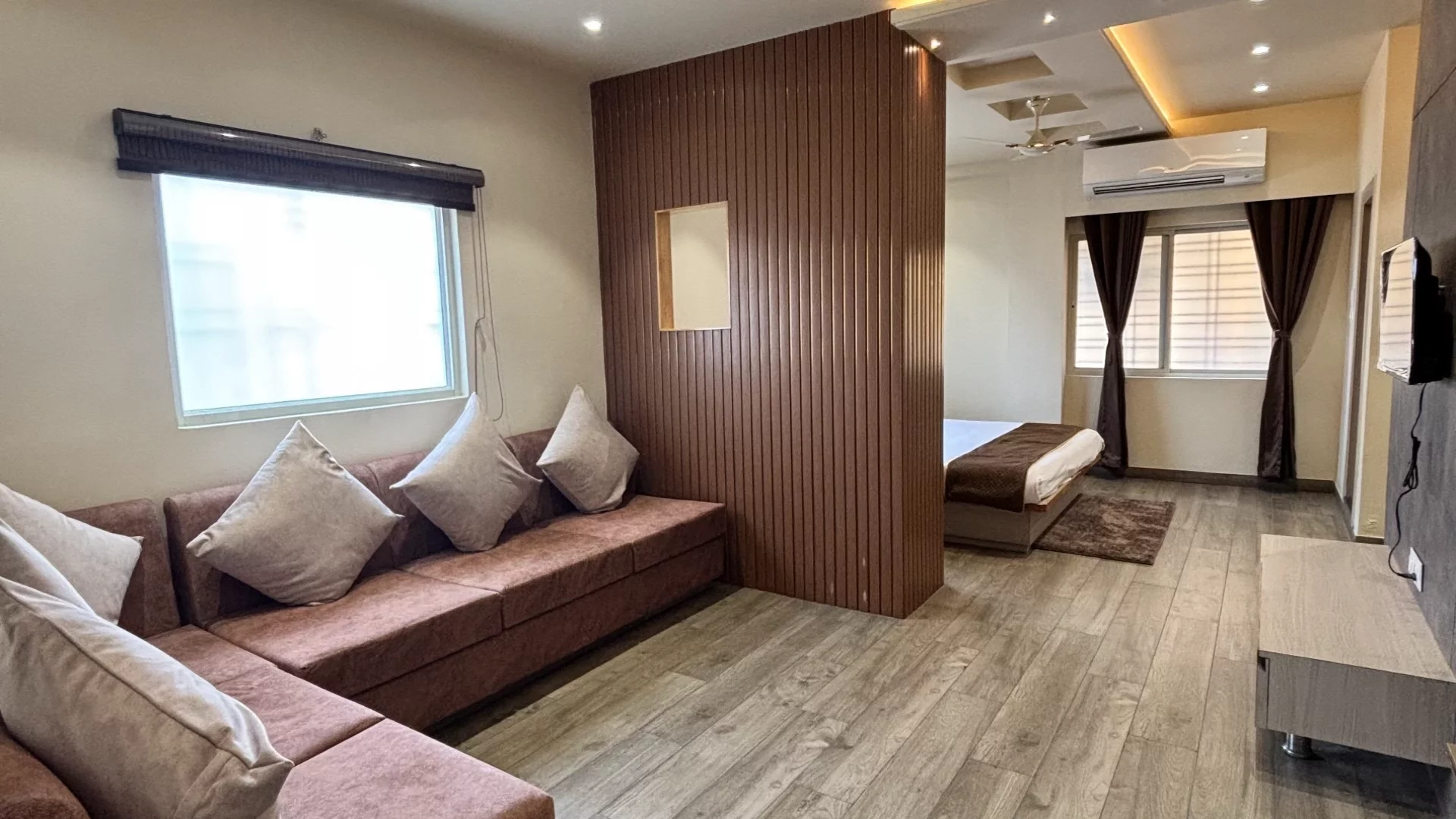 Royal Heritage Inn